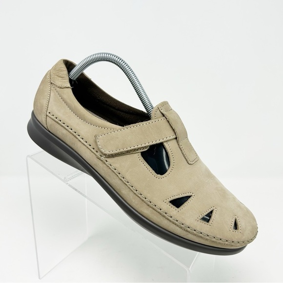 SAS Roamer Sage Beige Leather Walking Shoe Loafers Size 11 N Comfort Active - Picture 1 of 15